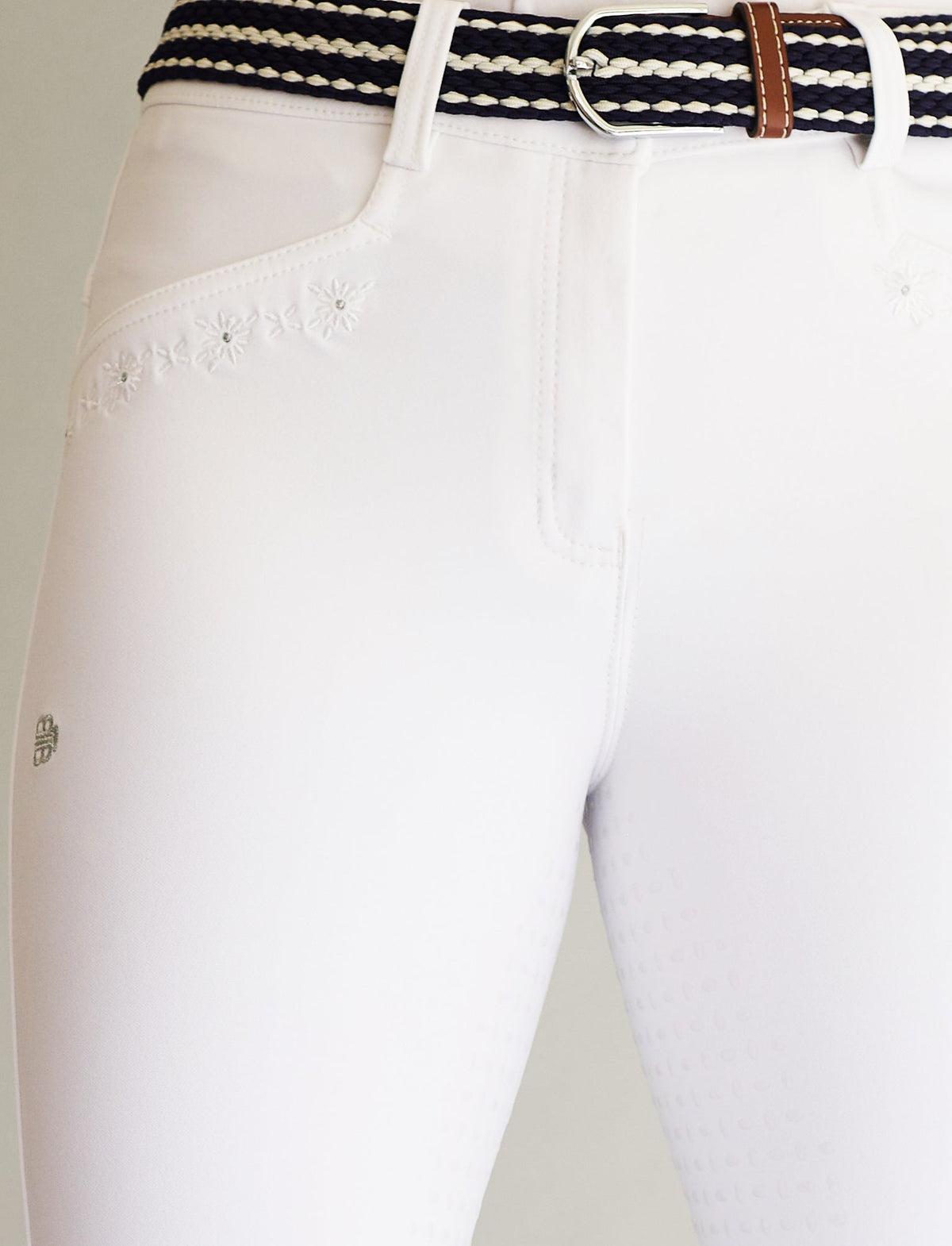 YR 'GRACE' COMPETITION BREECH IN WHITE
