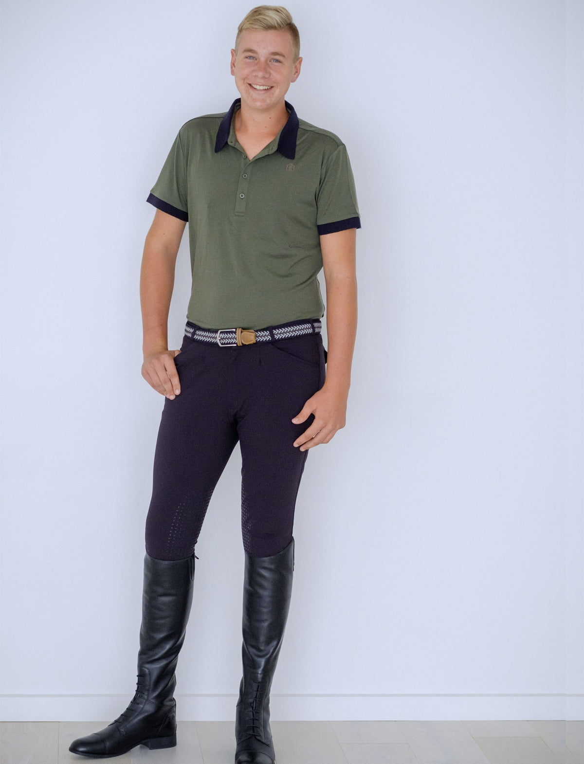 MEN'S PLEAT FRONT BAMBOO BREECH IN GREY AND NAVY